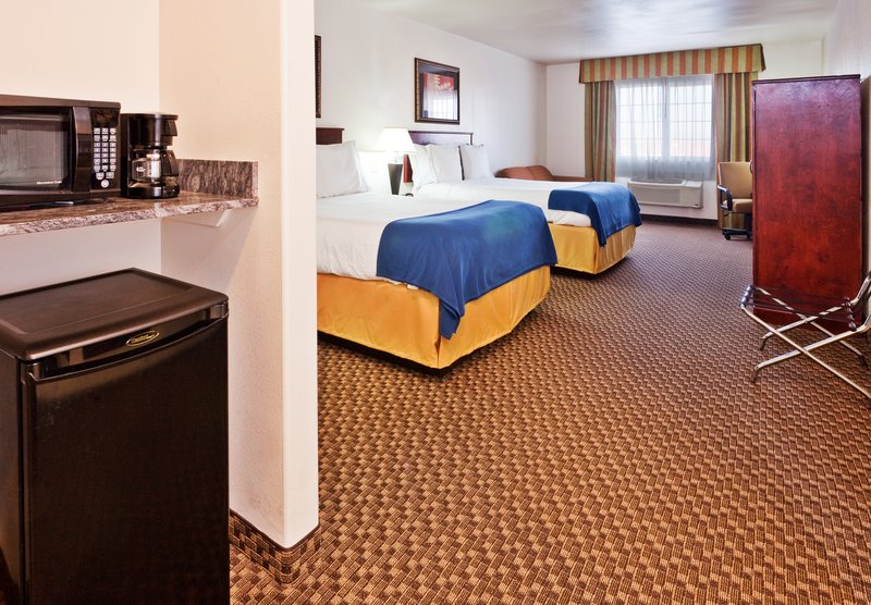 Holiday Inn Express - Santa Rosa, NM
