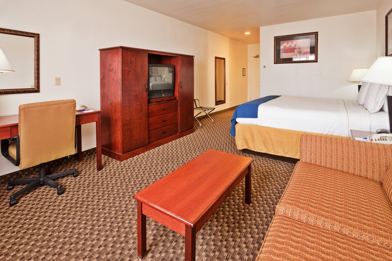 Holiday Inn Express - Santa Rosa, NM