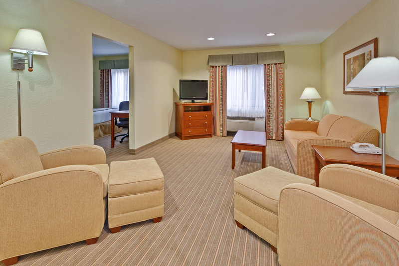 Holiday Inn Express WINFIELD - TEAYS VALLEY - Red House, WV