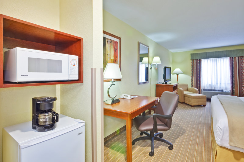 Holiday Inn Express WINFIELD - TEAYS VALLEY - Red House, WV