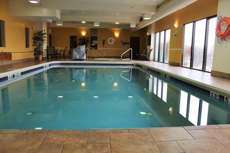 Holiday Inn Express WILMINGTON - Wilmington, OH