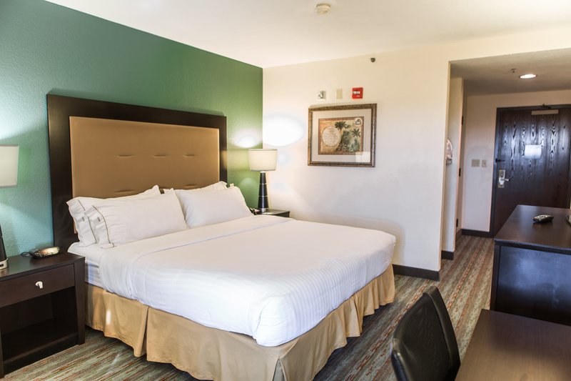 Holiday Inn Express Harlingen - Harlingen, TX