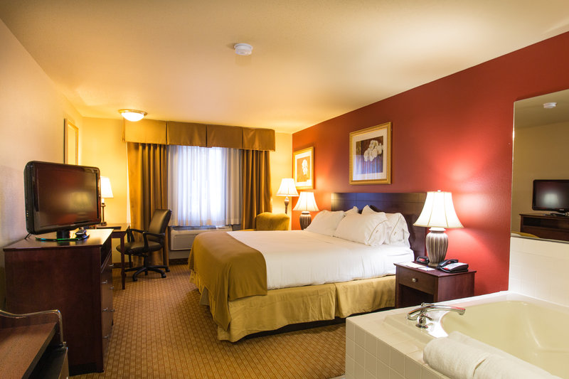 Holiday Inn Express Wisconsin Dells - Baraboo, WI