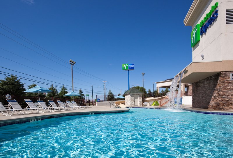 Holiday Inn Express Wisconsin Dells - Baraboo, WI