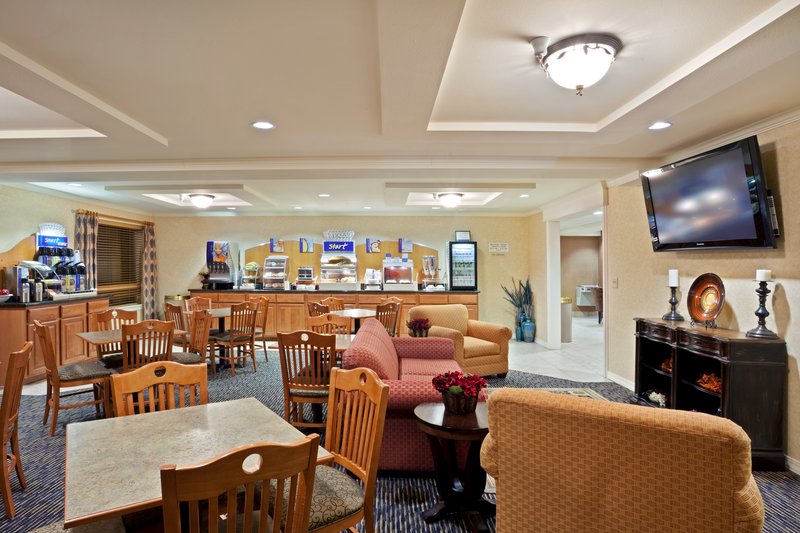 Holiday Inn Express YAKIMA - Toppenish, WA