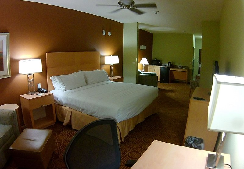 Holiday Inn Express & Suites LUBBOCK SOUTHWEST - WOLFFORTH - Wolfforth, TX