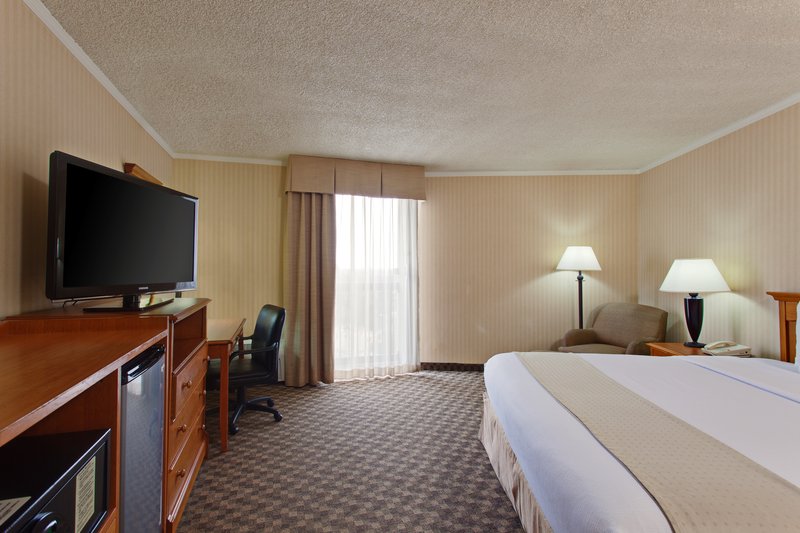 Holiday Inn - Long Beach, CA