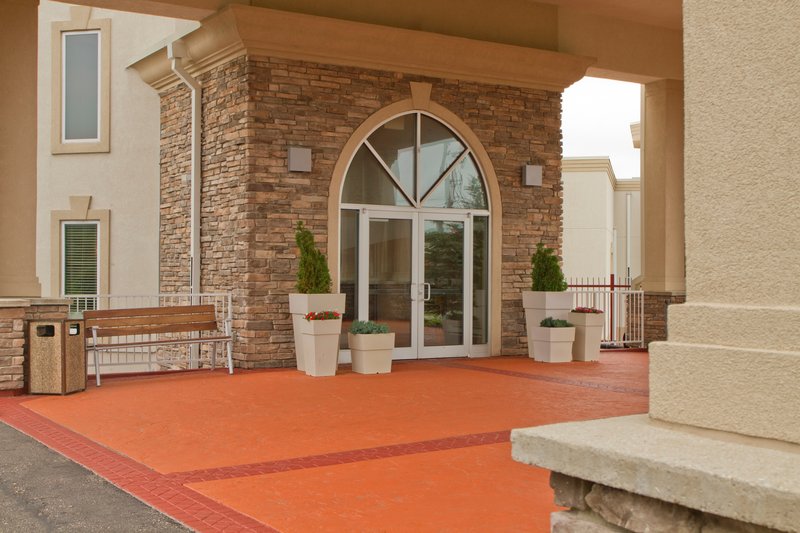 Holiday Inn Express WISCONSIN DELLS - Arkdale, WI