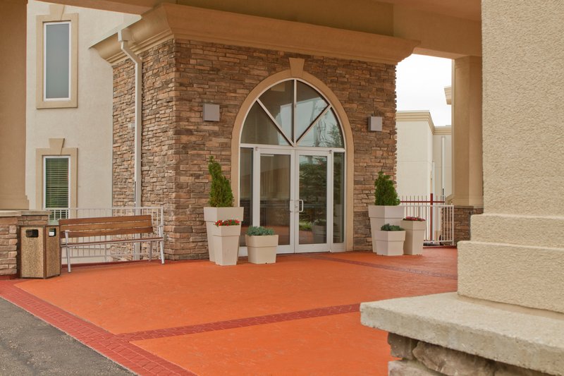 Holiday Inn Express Wisconsin Dells - Baraboo, WI