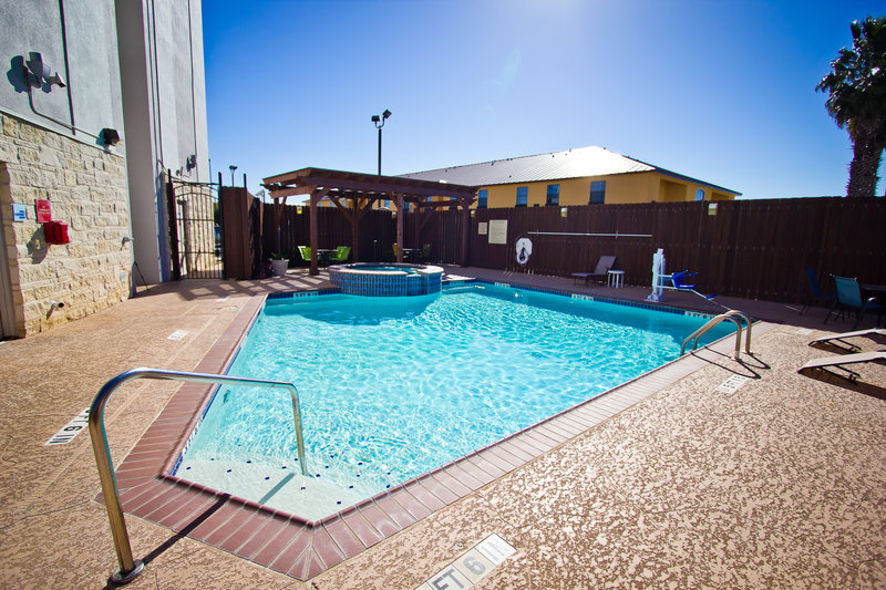 Holiday Inn Express & Suites BASTROP - Bastrop, TX