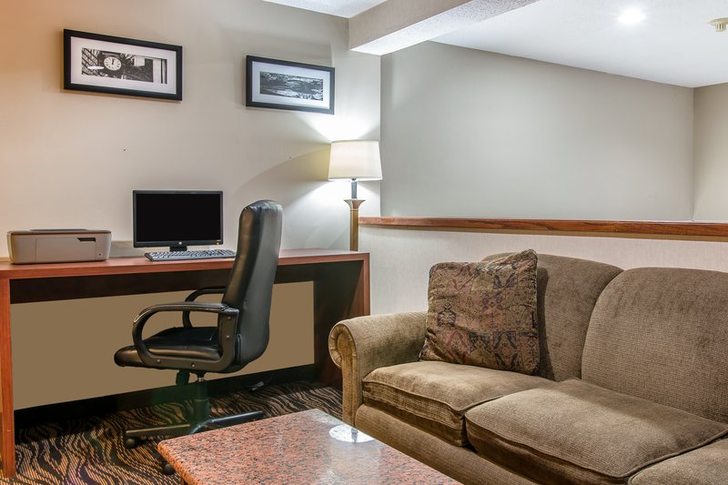 Sleep Inn - Flat Rock, MI