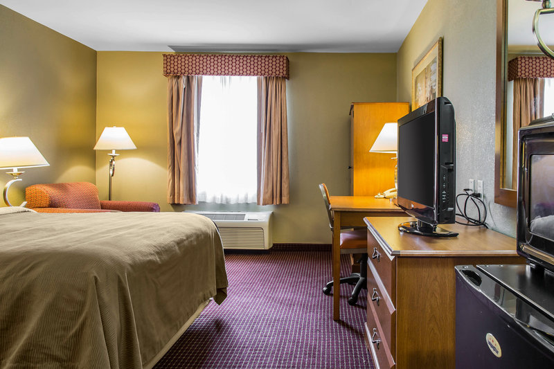 Quality Inn - Milford, MA