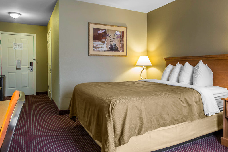 Quality Inn - Milford, MA
