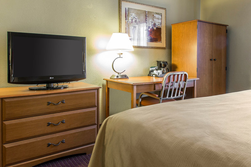 Quality Inn - Milford, MA