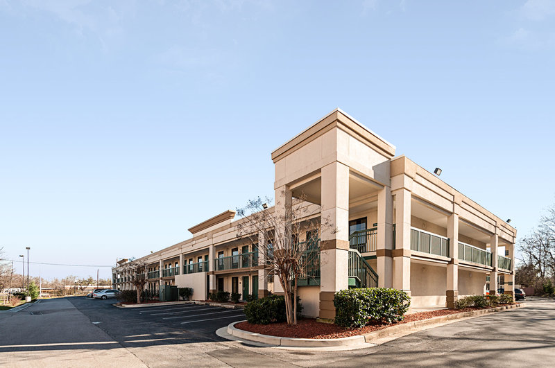 Hampton Inn Baltimore - Windsor Mill, MD