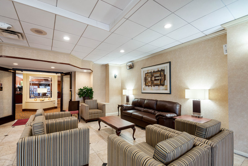 Hampton Inn Baltimore - Windsor Mill, MD