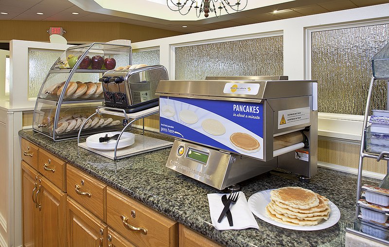 Holiday Inn Express SPRINGFIELD - Springfield, VT