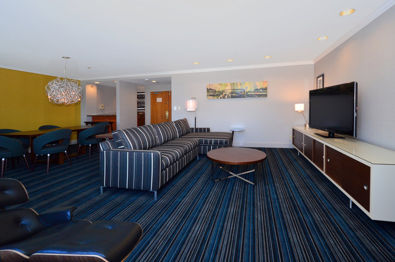 Doubletree By Hilton Hotel Newark-Fremont - Newark, CA