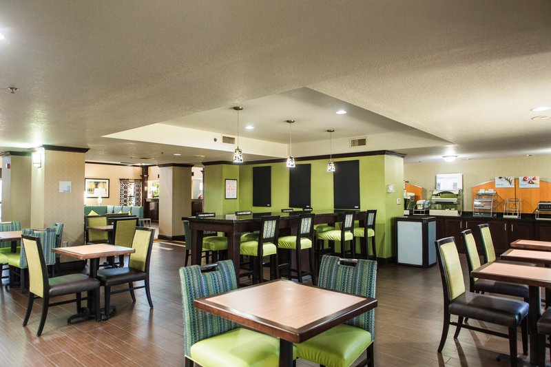 Holiday Inn Express Harlingen - Harlingen, TX