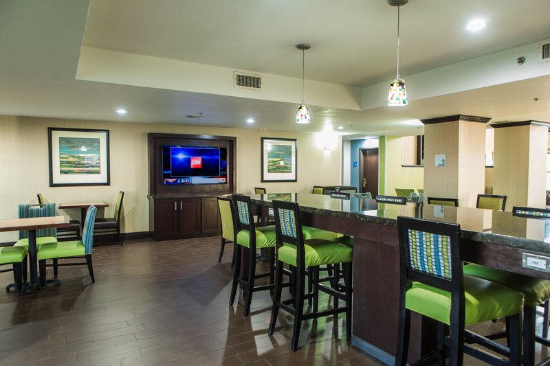 Holiday Inn Express Harlingen - Harlingen, TX