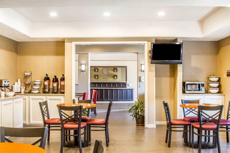 Comfort Inn - Lathrop, CA