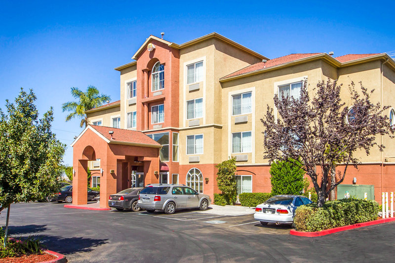 Comfort Inn - Lathrop, CA