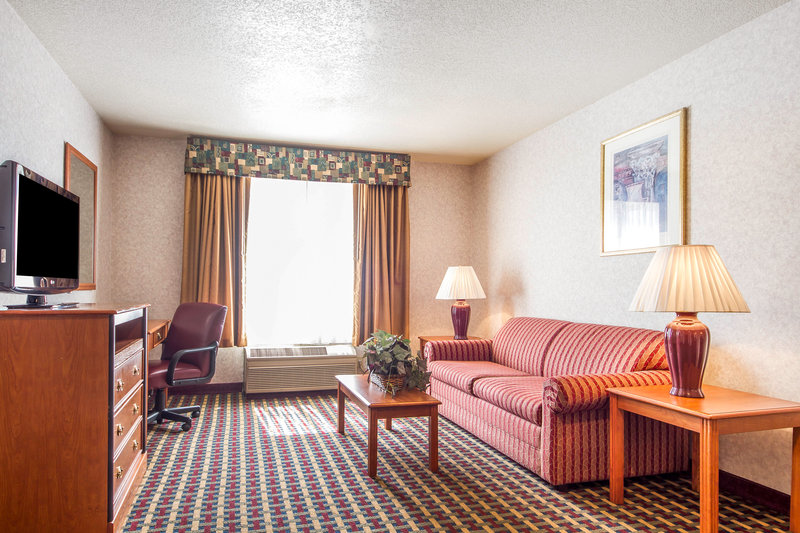 Comfort Inn - Lathrop, CA
