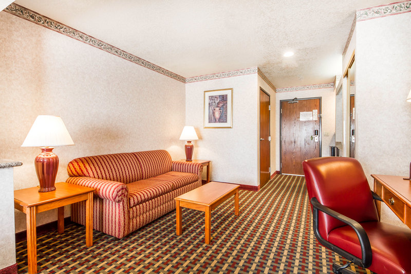 Comfort Inn - Lathrop, CA