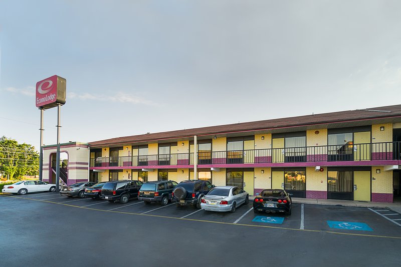 Econo Lodge - New Castle, DE