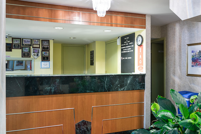 Econo Lodge - New Castle, DE