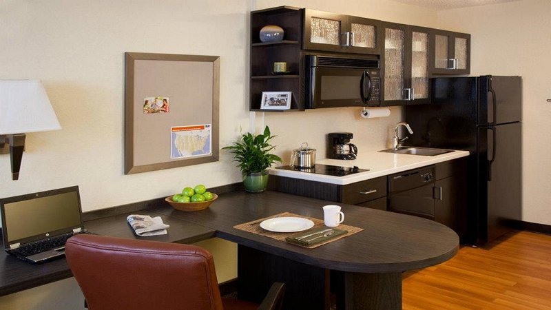 Candlewood Suites PHILADELPHIA-WILLOW GROVE - Horsham, PA