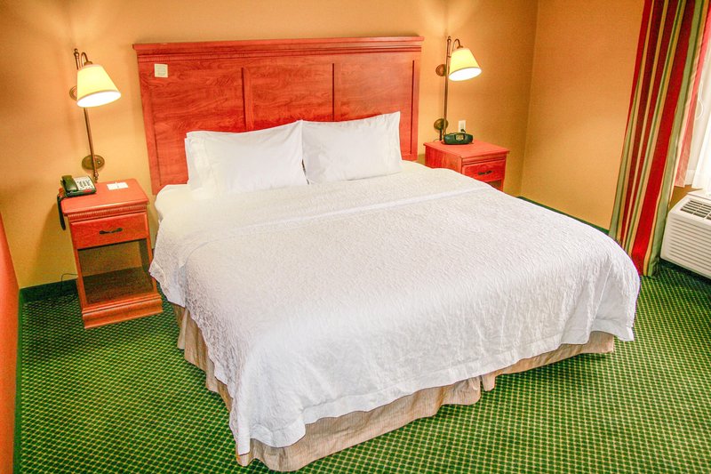 Hampton Inn Garden City - Garden City, KS