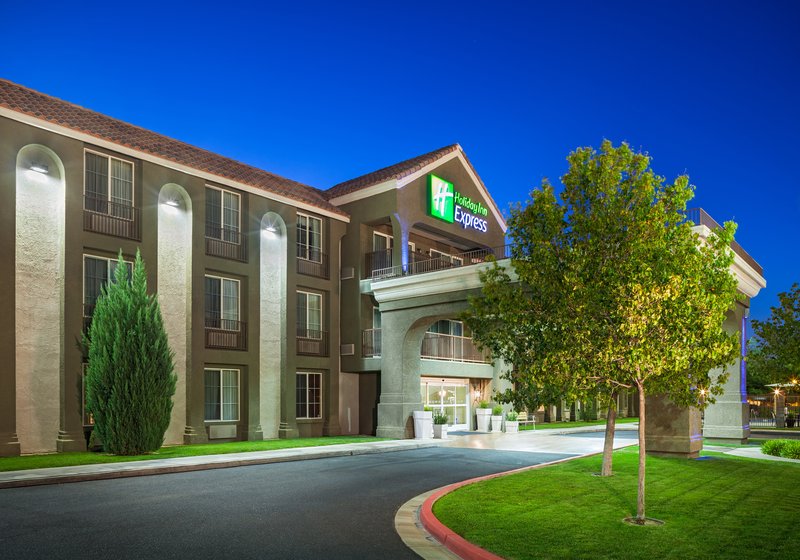 Holiday Inn Express Lancaster - Huachuca City, AZ