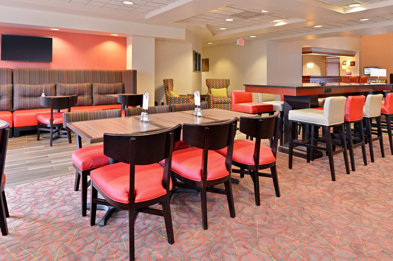 Holiday Inn Express PORTLAND WEST/HILLSBORO - Hillsboro, OR