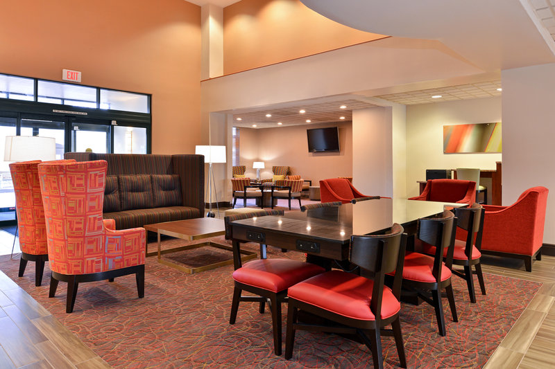 Holiday Inn Express PORTLAND WEST/HILLSBORO - Hillsboro, OR