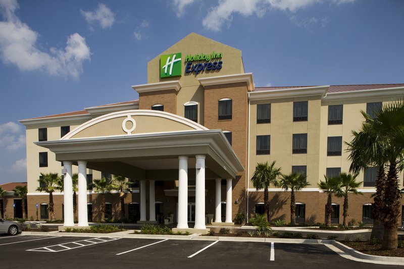 Holiday Inn Express & Suites WAYCROSS - Waycross, GA