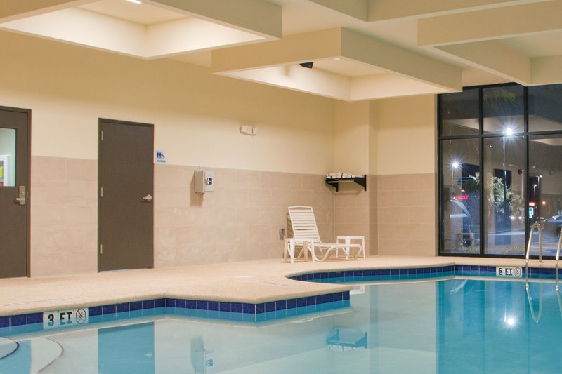 Holiday Inn Express & Suites WAYCROSS - Waycross, GA