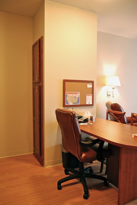 Candlewood Suites TURLOCK - Turlock, CA