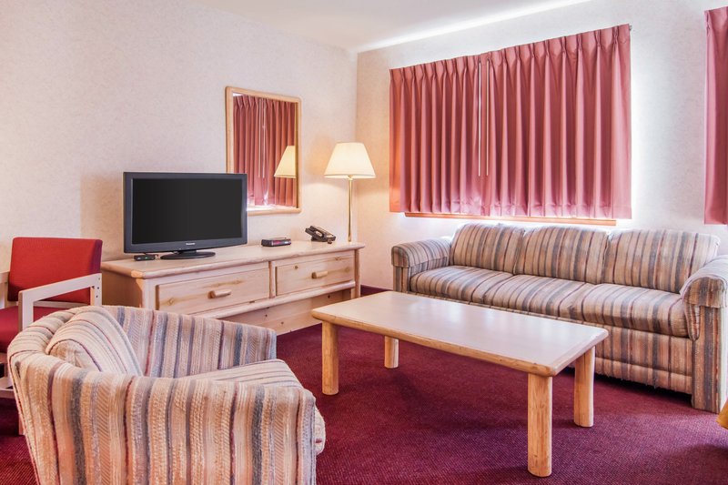 Quality Inn - Cottage Grove, OR