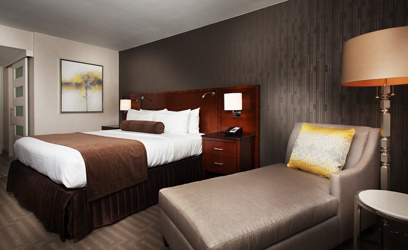 Crowne Plaza CHARLOTTE EXECUTIVE PARK - Charlotte, NC