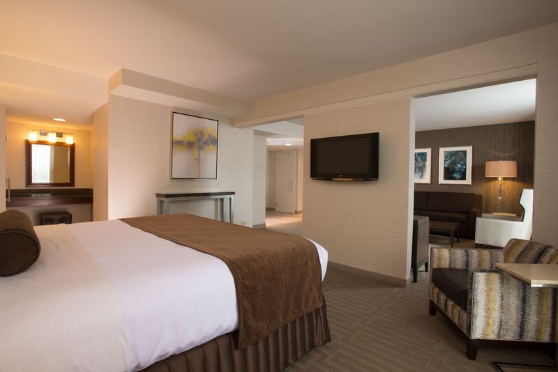 Crowne Plaza CHARLOTTE EXECUTIVE PARK - Charlotte, NC
