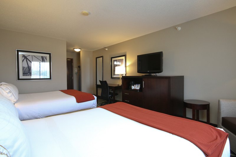 Holiday Inn Express Marshall - Burlington, MI
