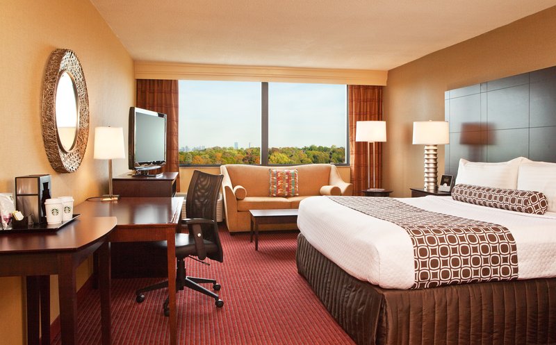 Crowne Plaza-Boston-Newton - Newton, MA