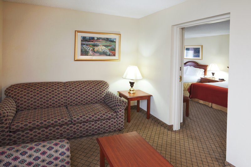 Holiday Inn Express & Suites MESQUITE - Mesquite, TX