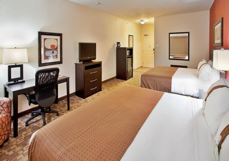 Holiday Inn OMAHA DOWNTOWN-AIRPORT - Omaha, NE