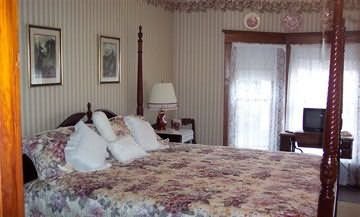 The Marmalade Cat Bed & Breakfast - Watkins Glen, NY