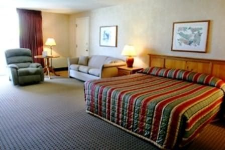 Hitching Post Inn Resort - Cheyenne, WY