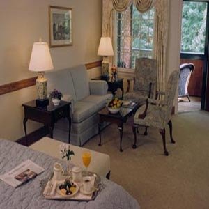 Stonehedge Inn - Tyngsboro, MA