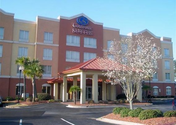Comfort Suites