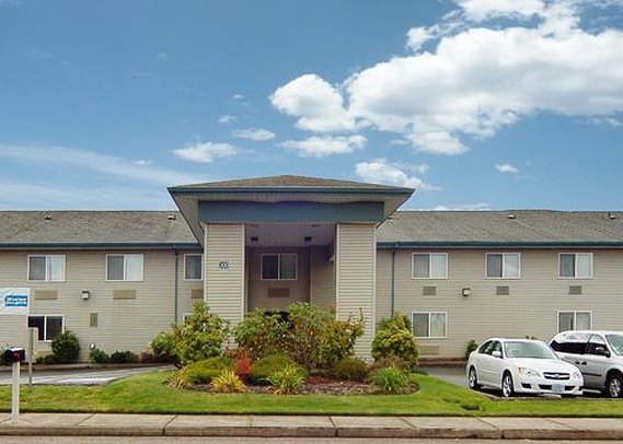 Rodeway Inn & Suites - Sublimity, OR
